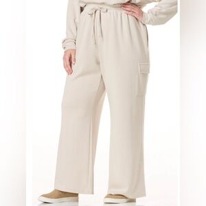 NEW Women's Scuba Neutral Wide-Leg Pants Size